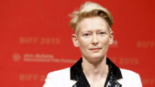 Tilda Swinton Riceverà L'Orso D'Oro Alla Carriera Al Festival Di Berlino