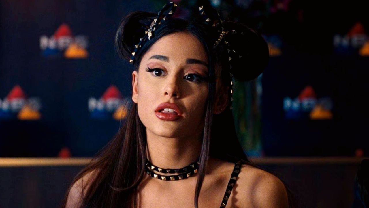 Ariana Grande e la cena romantica con Ethan Slater: il divorzio da Dalton Gomez è definitivo![FOTO]