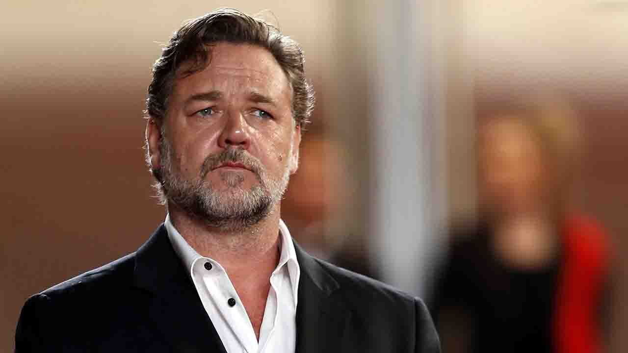 Il Gladiatore 2, il duro sfogo di Russell Crowe: “Basta domande. Non ha nulla a che fare con me”