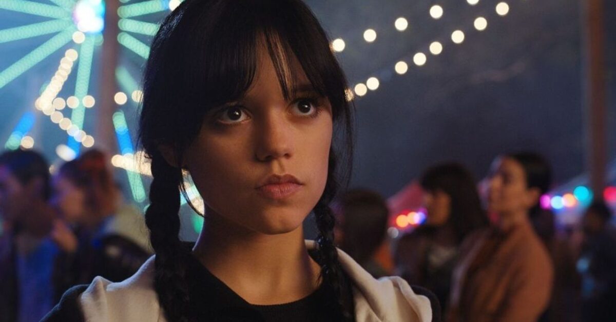 first look at the new film with Jenna Ortega and Tommy Lee Jones (PHOTO)