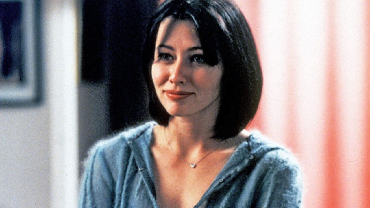 Shannen Doherty torna a farsi vedere dopo la scoperta della metastasi al cervello - Cinematographe.it