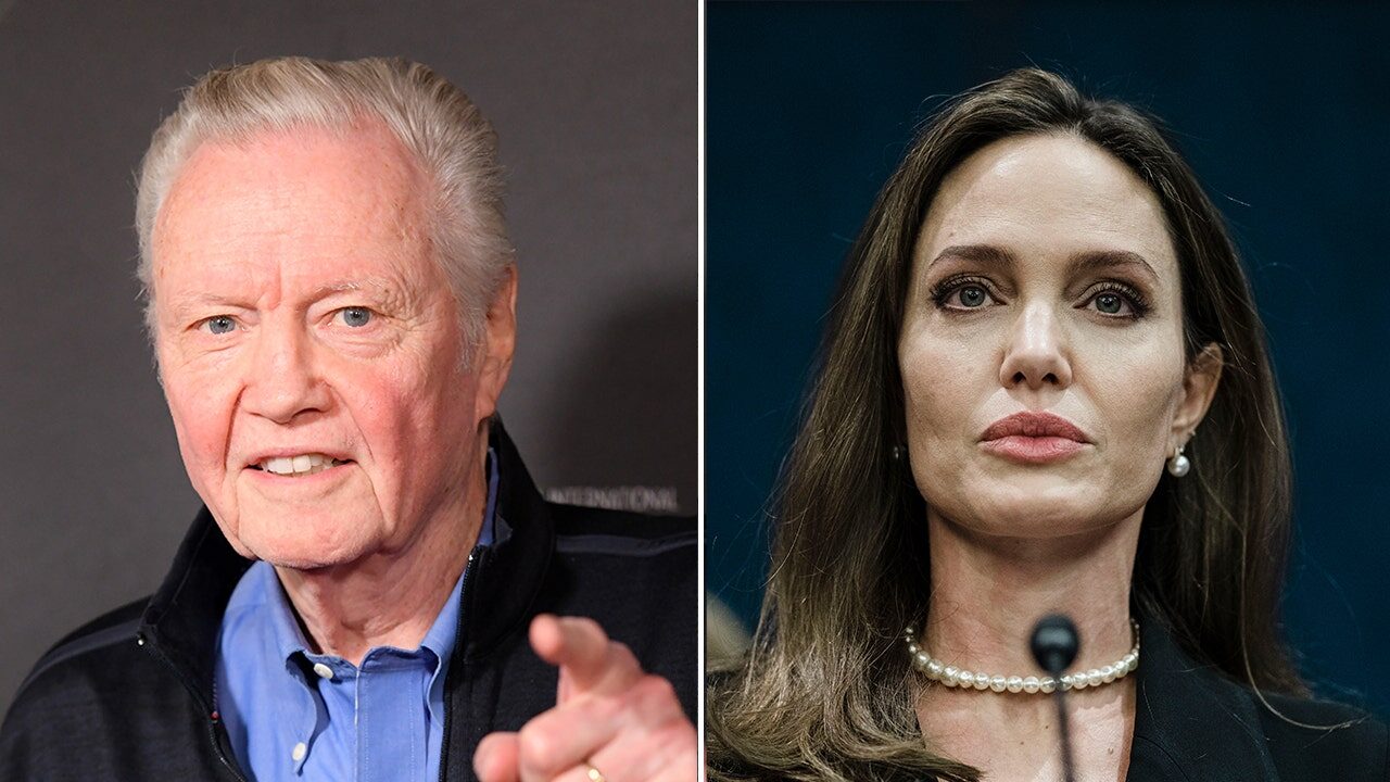 Angelina Jolie, il papà Jon Voight contrariato per le sue posizioni sulla guerra in Israele: “Mi hai deluso”