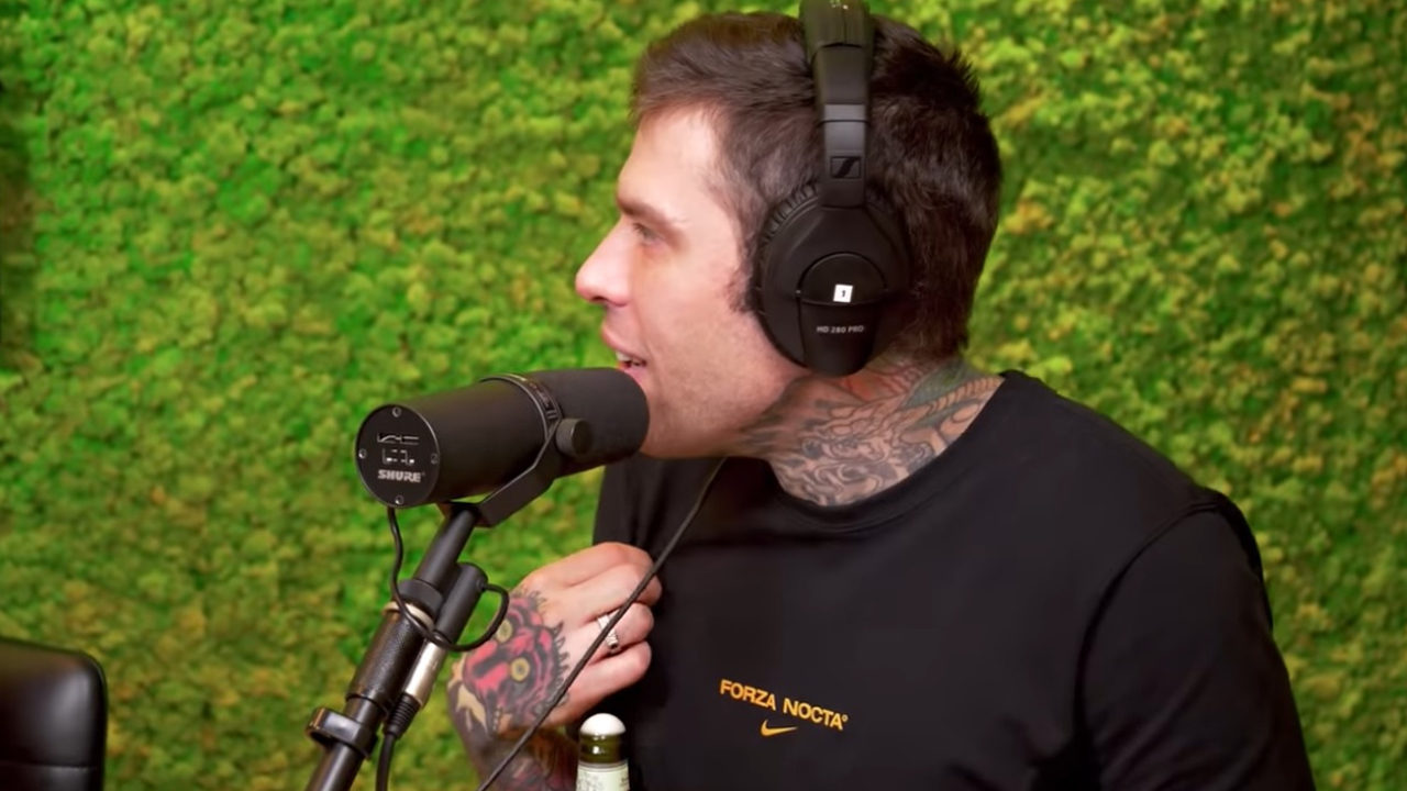 Fedez perde il podcast Muschio Selvaggio: il contenuto della sentenza che impone al rapper di cedere la propria parte a Luis Sal