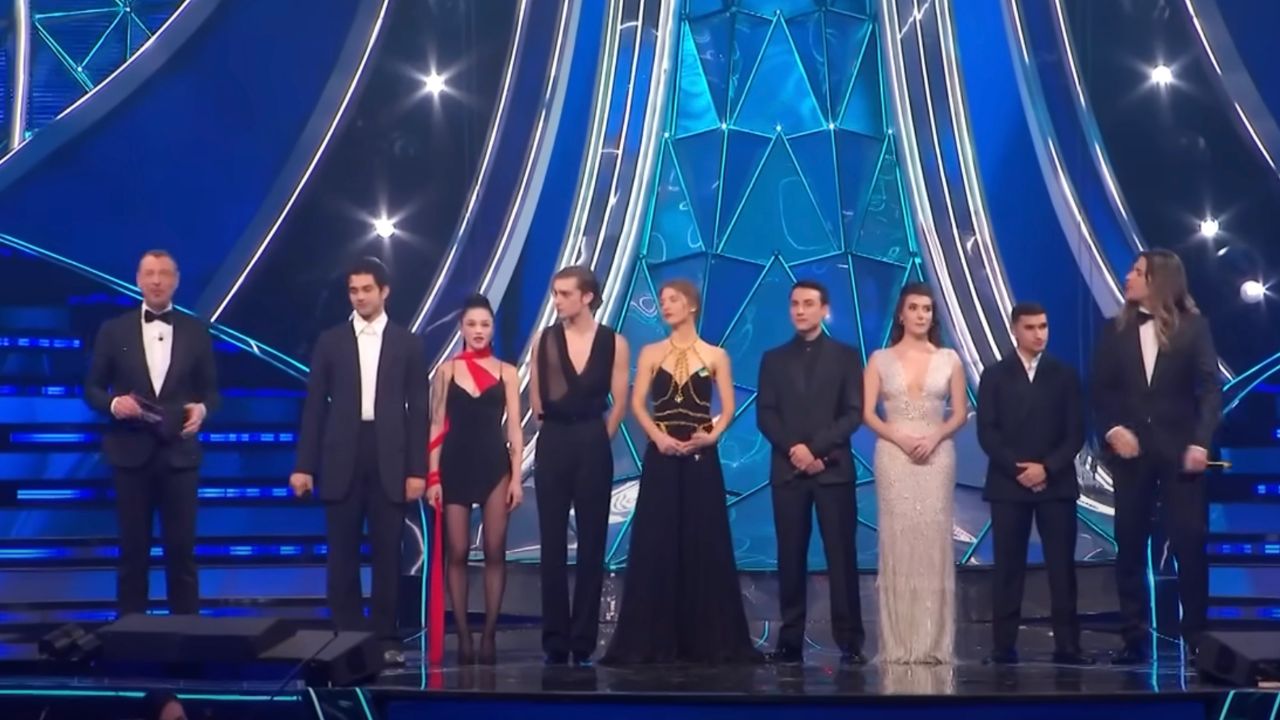 Sanremo 2024: i ragazzi di Mare Fuori interpretano un toccante monologo sulla violenza di genere [VIDEO]