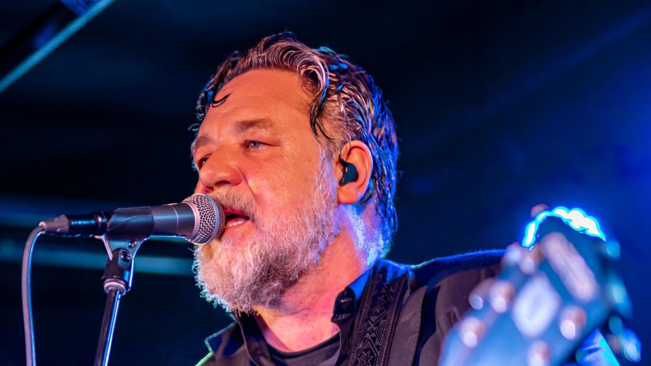 Russell Crowe, l’attore torna in Italia per due concerti imperdibili a Roma: tutti i dettagli