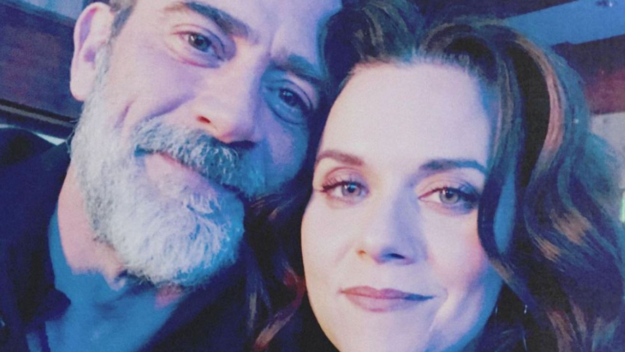 Hilarie Burton festeggia i suoi primi 15 anni con Jeffrey Dean Morgan con un radioso (e raro) ritratto di famiglia [FOTO]