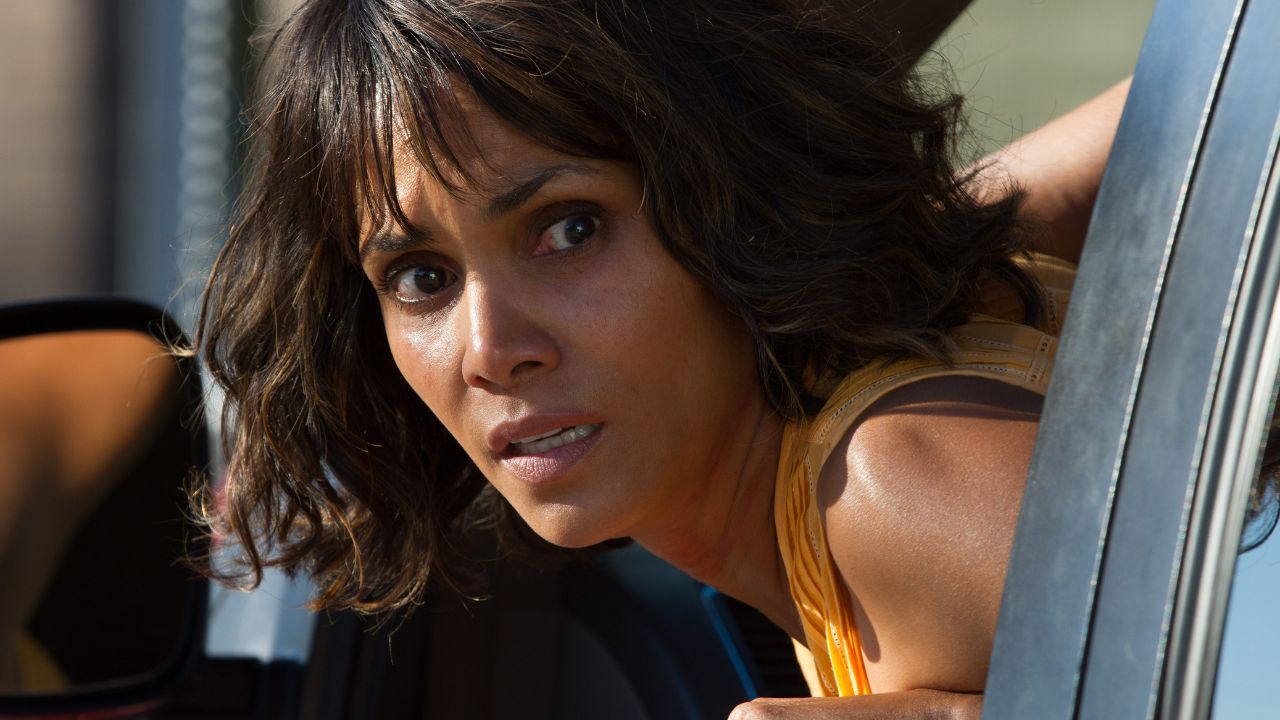 Halle Berry lascia il cast di All's Fair - Cinematographe.it