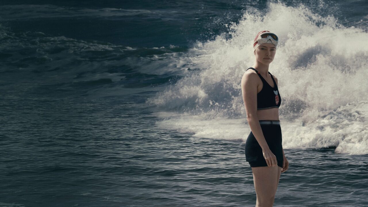 La Ragazza del Mare, parlano Daisy Ridley e il regista: “La storia di Trudy Ederle ha rivoluzionato lo sport per le donne”