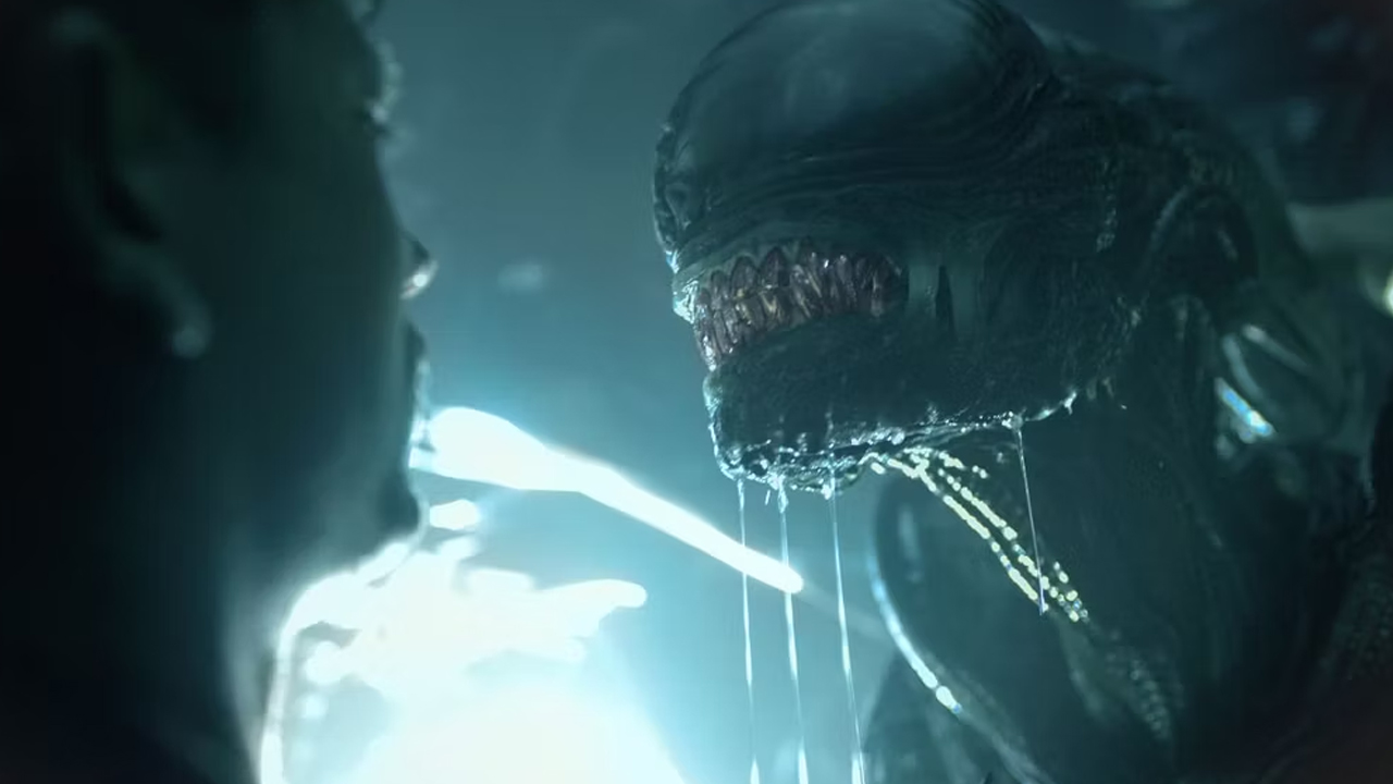 Alien: Romulus, il regista parla di una delle scene clou del film: “nessun fotogramma CGI”