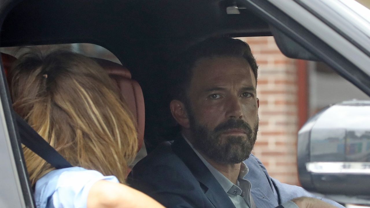 Ben Affleck avrebbe acquistato una nuova casa, una possibile conferma della separazione da Jennifer Lopez - Cinematographe.it