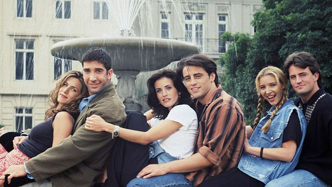 Friends: venduti all’asta i memorabilia della serie tv (tra cui il divano del Central Perk)