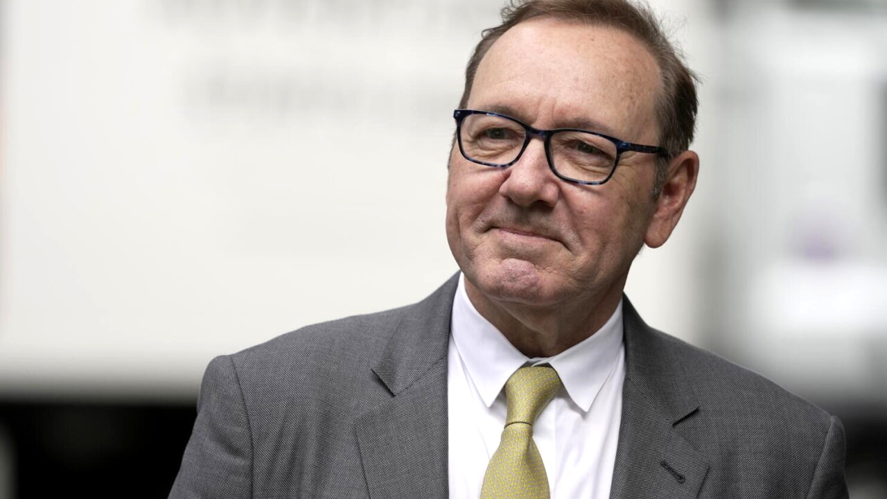 Kevin Spacey si rifiuta di lasciare la sua villa di Baltimora, ormai venduta: la denuncia del nuovo acquirente