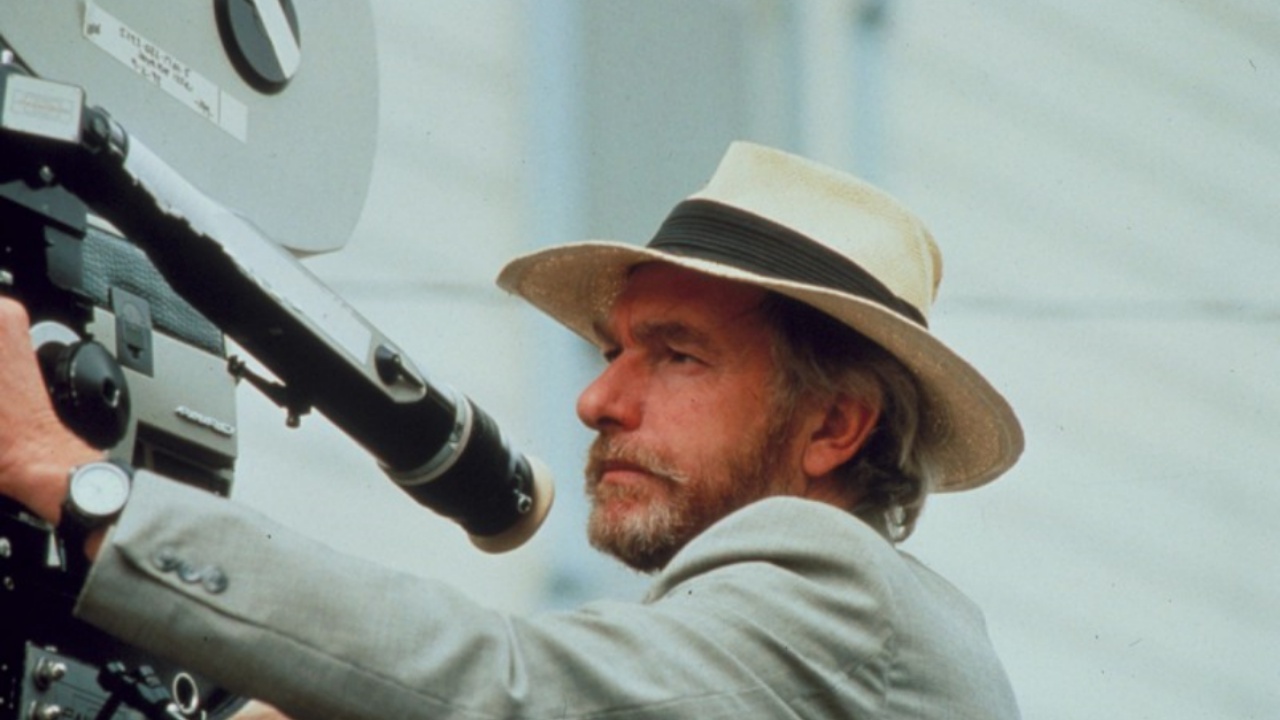 Venezia 81: Peter Weir arriva sul red carpet per ritirare il Leone d’Oro alla carriera