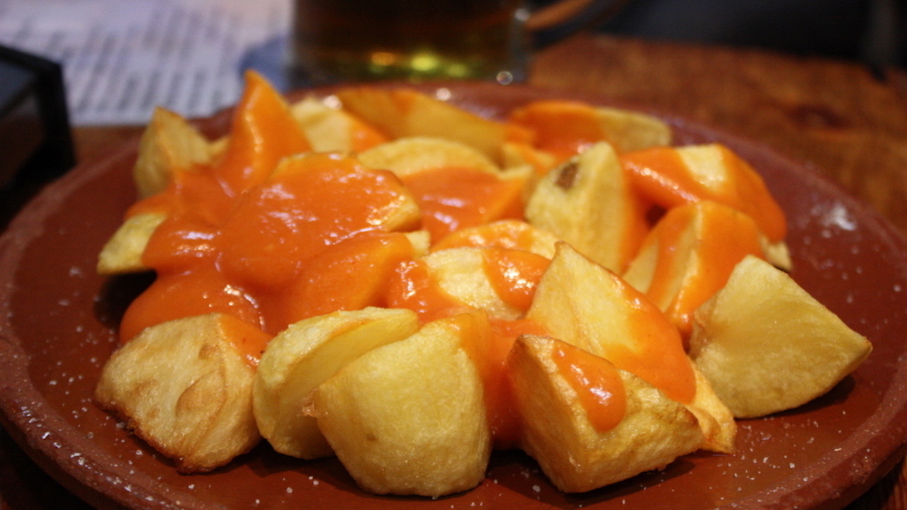 Patatas bravas