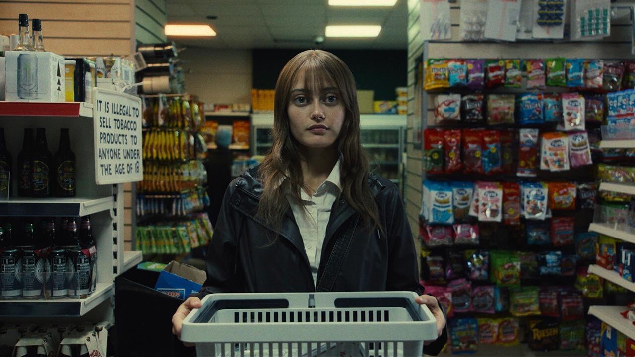 Sweetpea: il trailer ufficiale della serie Sky con Ella Purnell