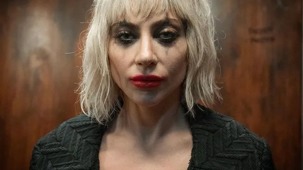 Joker 2: Lady Gaga distribuisce a sorpresa popcorn alla proiezione speciale di LA: il fuoriprogramma è virale! [VIDEO]