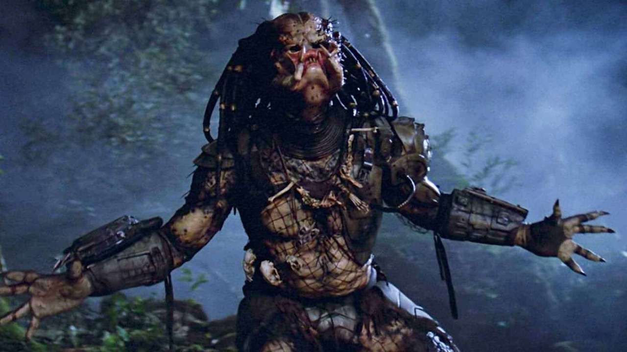 Predator: annunciato un film top secret che uscirà nel 2025