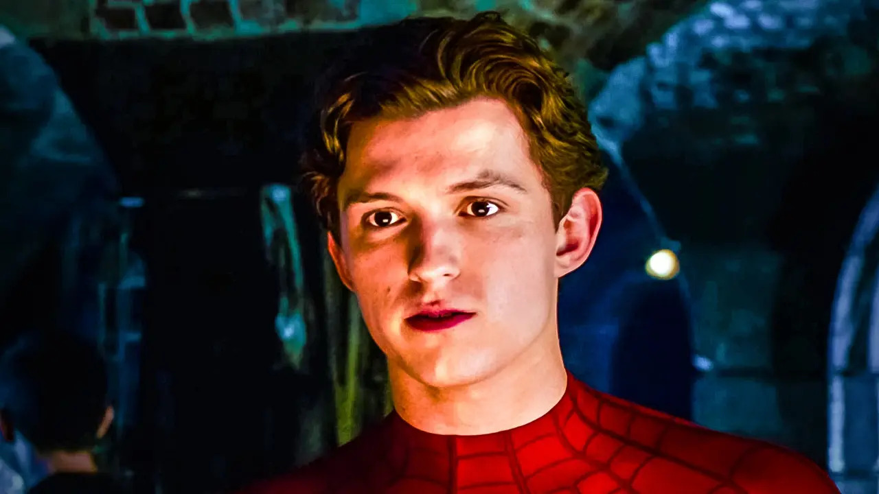 Tom Holland e il dettaglio hot su Spider-Man: “Sotto il costume sono nudo!”