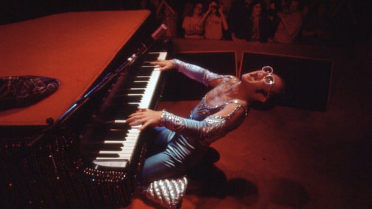 Elton John: Never Too Late – recensione del documentario Disney+