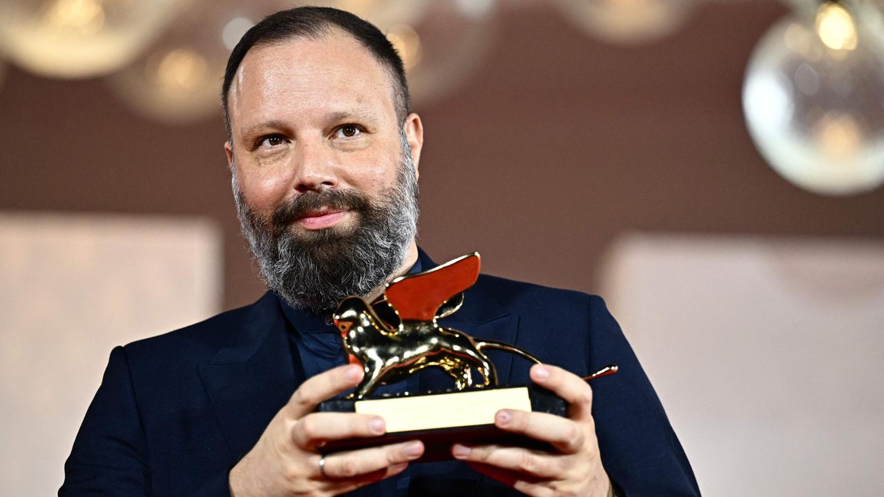 Fatale: Yorgos Lanthimos firmerà l’adattamento cinematografico del romanzo di Jean-Patrick Manchette