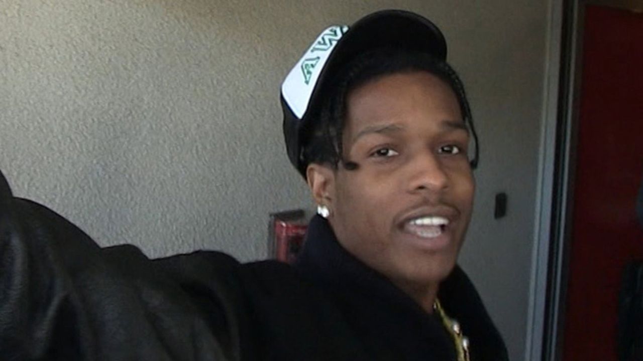 Il rapper A$AP Rocky è stato assolto: la gioia della sentenza e il lungo abbraccio con Rihanna