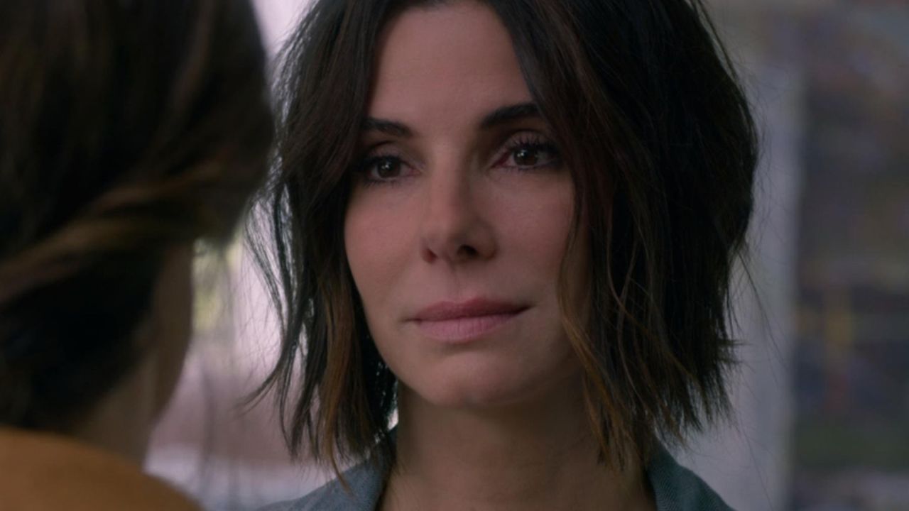 Sandra Bullock contro i truffatori ruba-identità del web: "sono molto preoccupata"