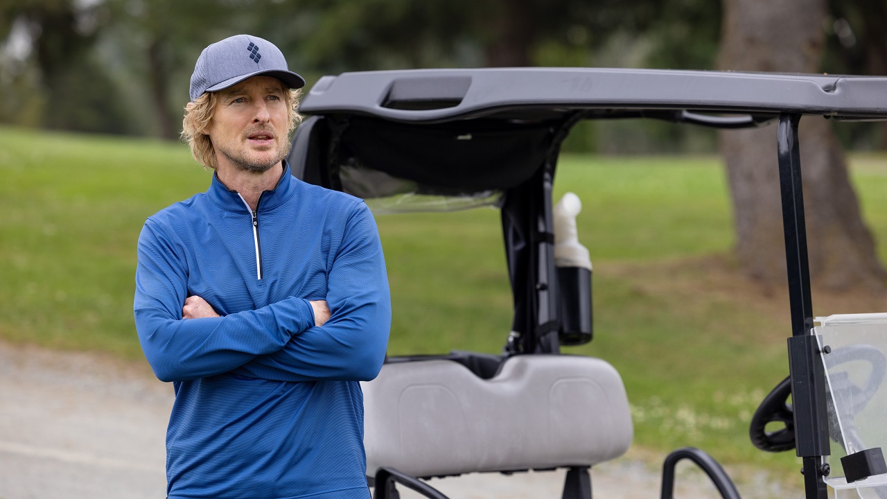 Stick: le prime immagini della serie comedy Apple TV+ con Owen Wilson