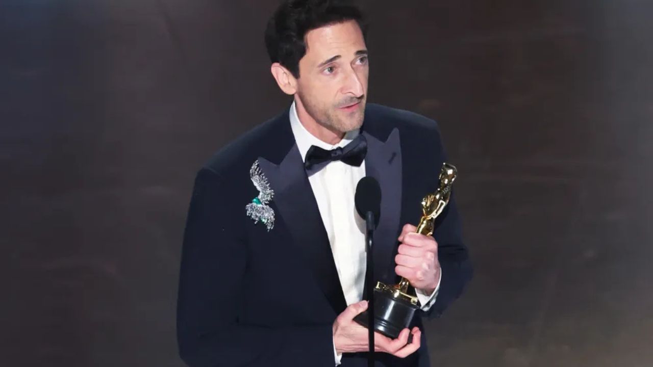 Adrien Brody sotto accusa agli Oscar 2025: il discutibile gesto prima del suo discorso [VIDEO]