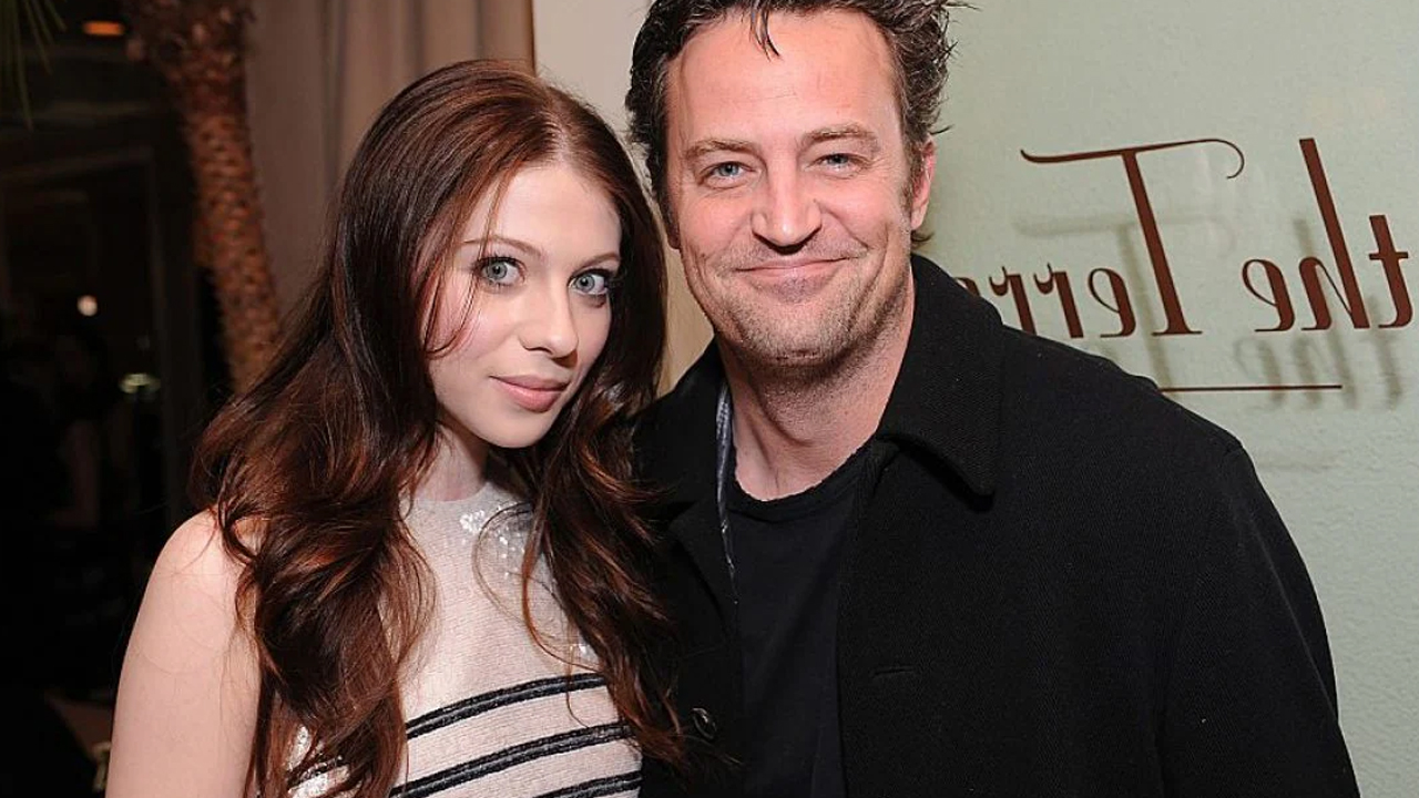 Michelle Trachtenberg e quella terribile profezia quando morì Matthew Perry: “era devastata”