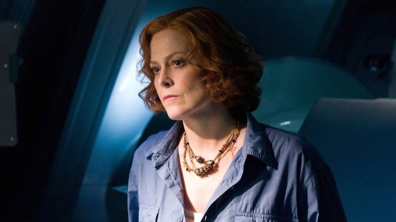 Attivisti interrompono spettacolo teatrale di Sigourney Weaver - Cinematographe.it